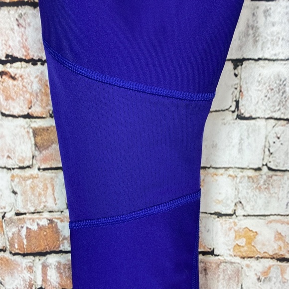 Under Armour Purple Women Pants - Picture 5 of 6
